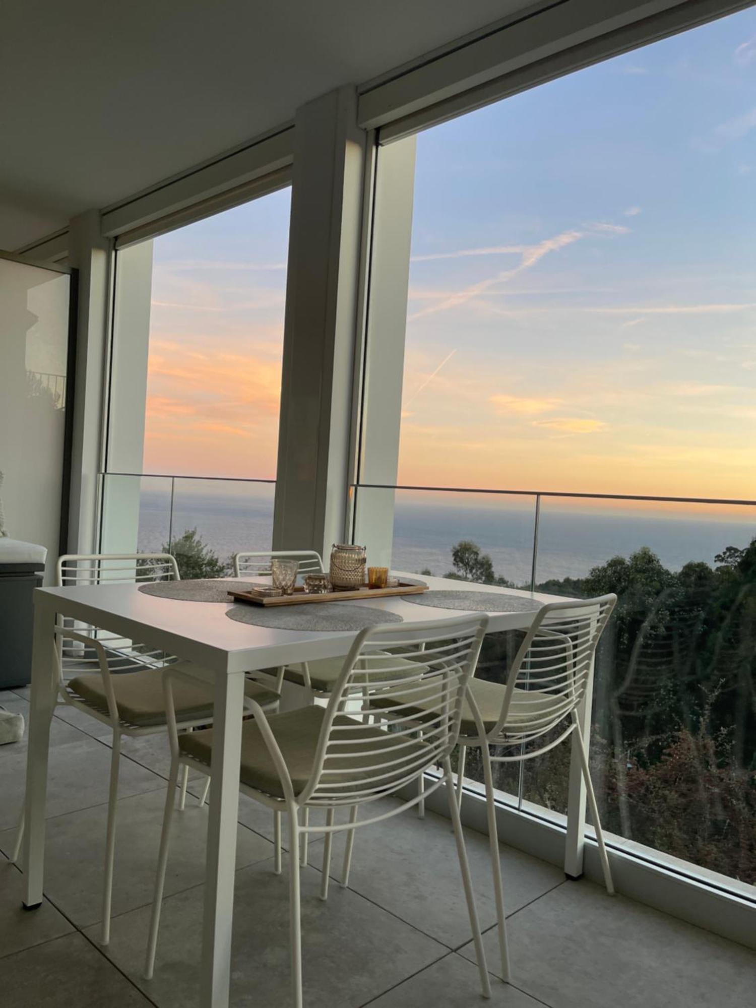 Appartement De Luxe Eze Village Vue Mer Avec Piscine ภายนอก รูปภาพ